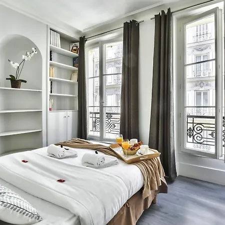Incredible View Eiffel Tower Apartment Paris